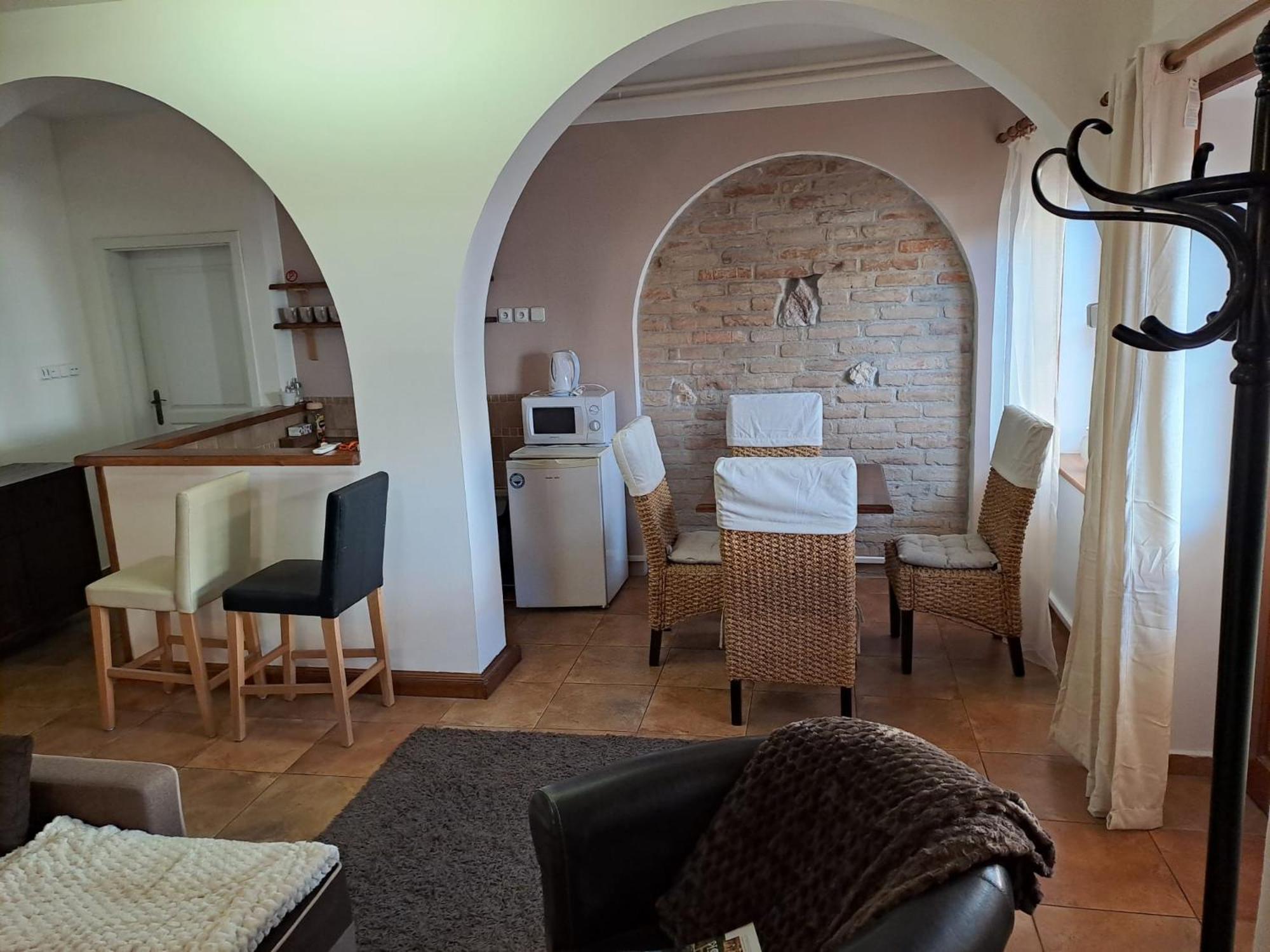 Apartman Romana Postorna Eksteriør billede
