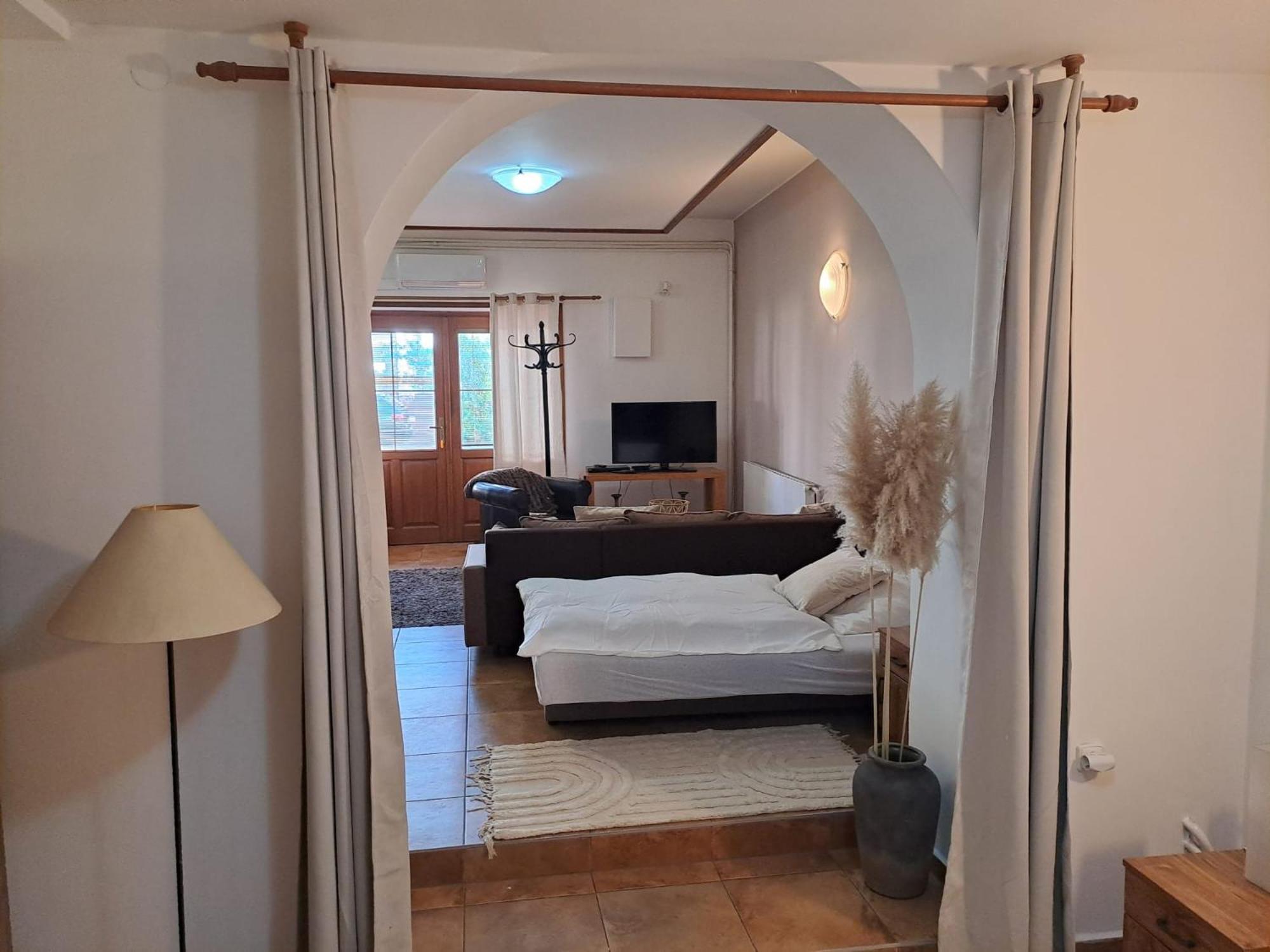 Apartman Romana Postorna Eksteriør billede
